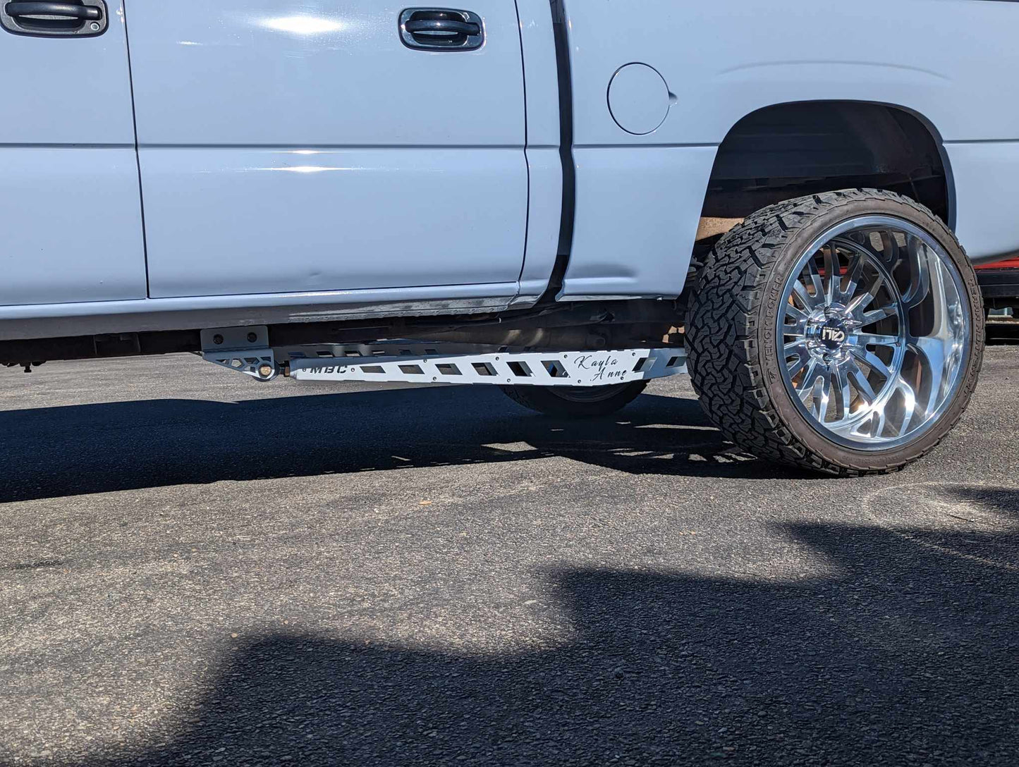 Box style traction bars